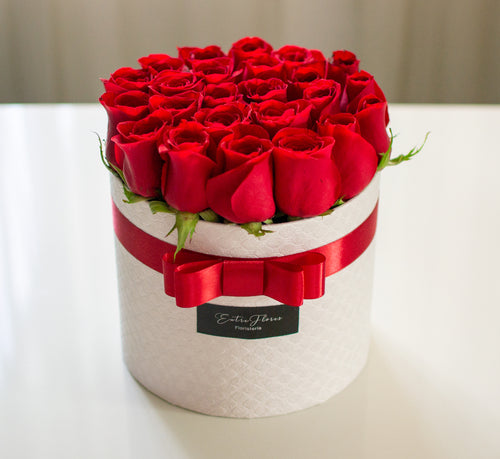 Caja Blanca con Rosas