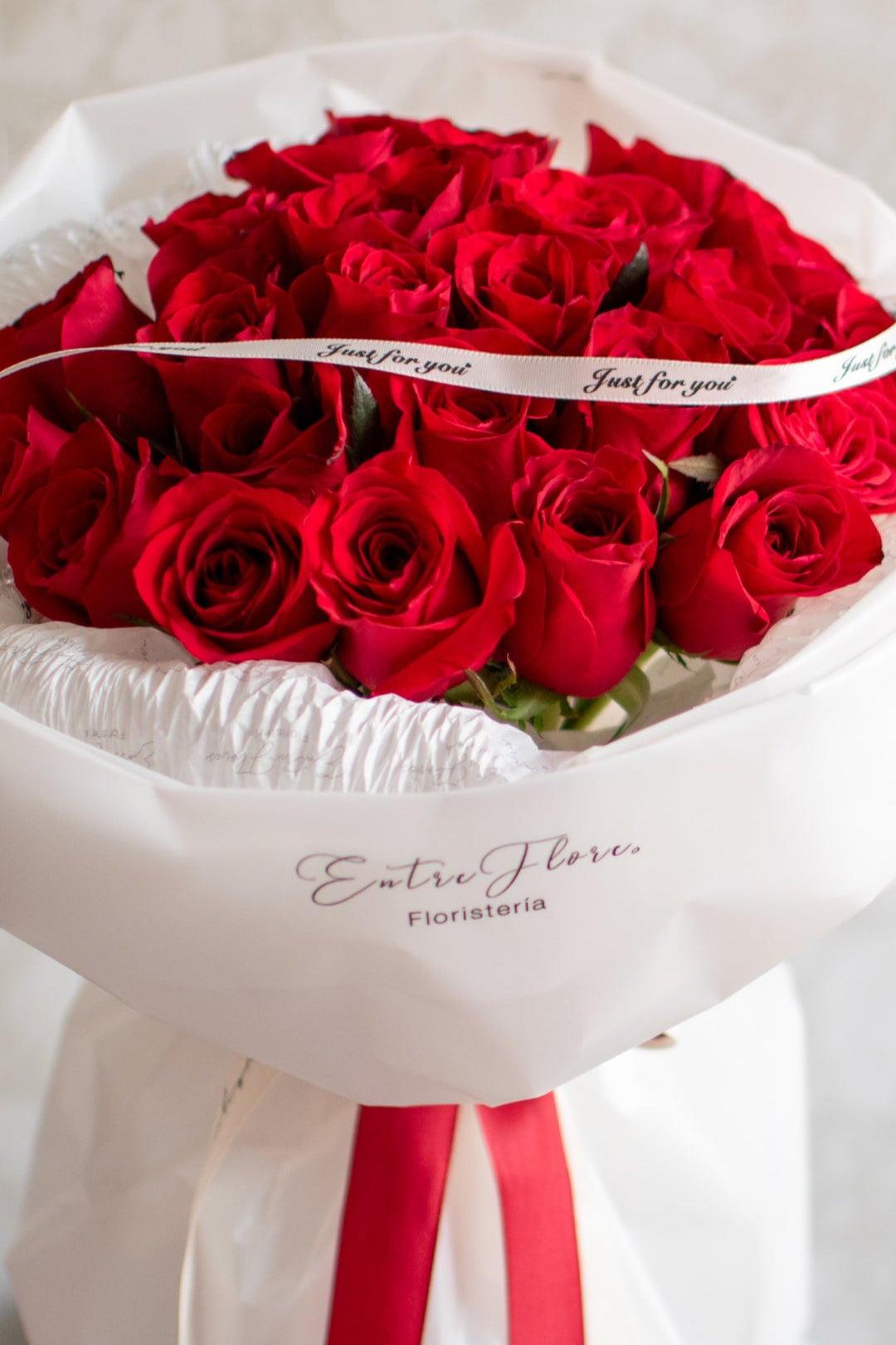 Ramo Clásico de Rosas Rojas